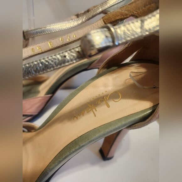 Cole Haan Collection Pale Pink/Seafoam Leather T-Strap Peeptoe Pumps Sz.9 $295 - Picture 5 of 11